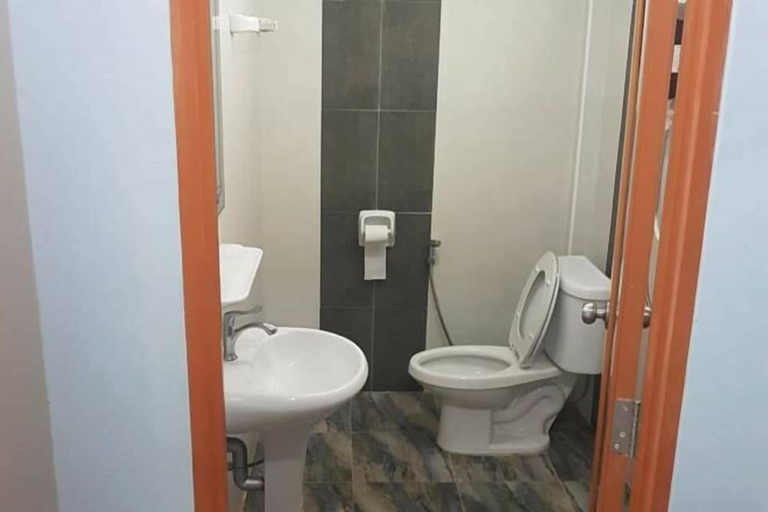 Bathroom, Tho Mai Resort, Khlong Yai