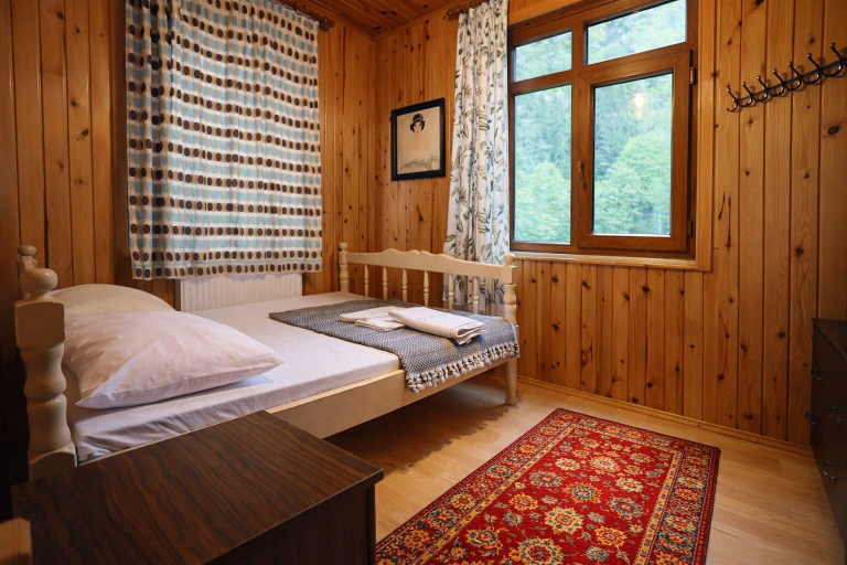 Bedroom 5, Nanus Ayder Suit, Ardeşen
