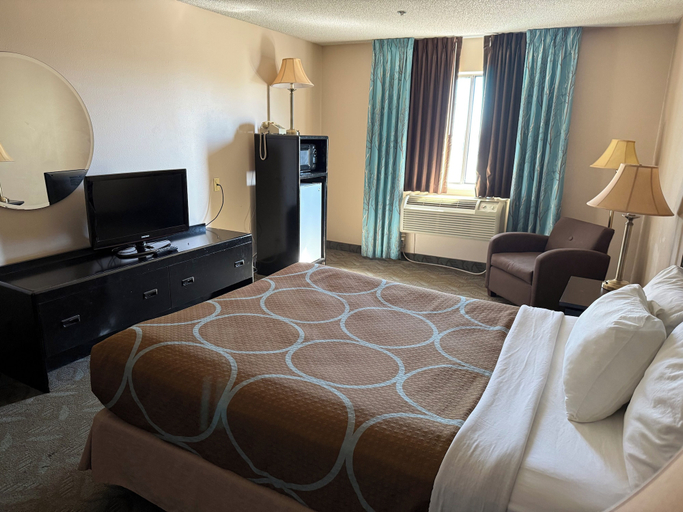 Room 4, Dodgeville inn and suites, Iowa