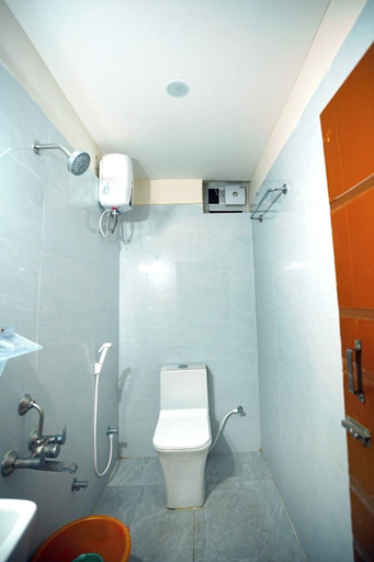 Bathroom 2, VIC HOMESTAY by pickurstay Hotels, Chittoor