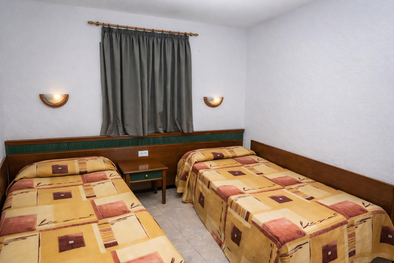 Bedroom 4, Las Faluas by Youroom, Las Palmas