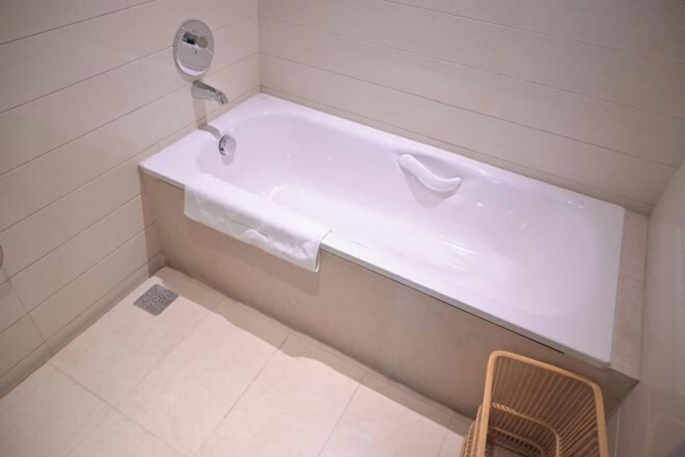 Bathroom 3, Hengyuan International Hotel, Baoji