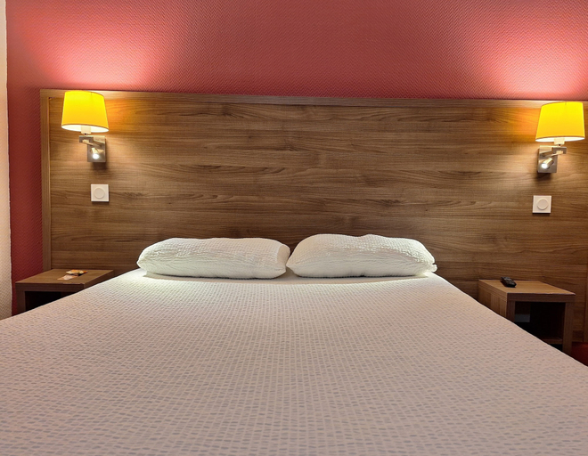 Bedroom 4, Hotel de la Gare Brest, Finistère