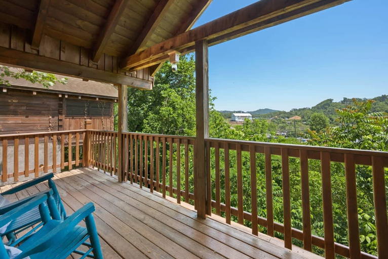 Room 2, Location Cute Studio Log Cabin Fireplace Hot Tub, Sevier