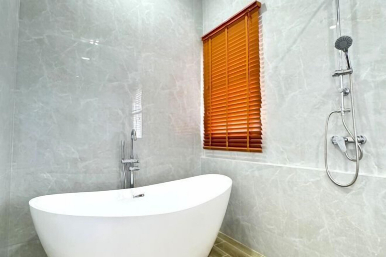 Bathroom 3, The White House Pool Villa Pattaya, Pattaya