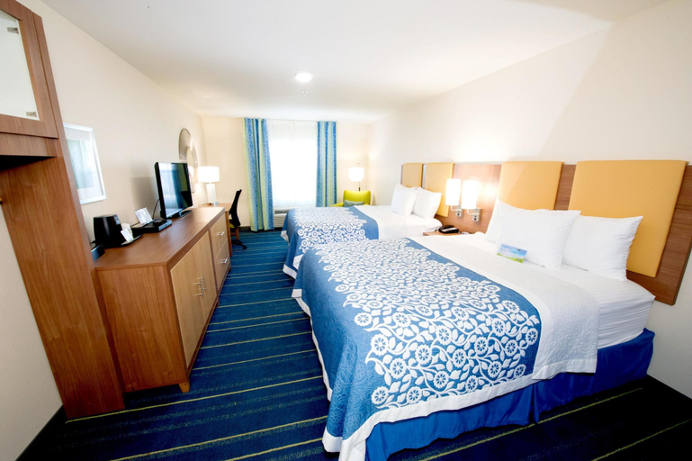Bedroom 3, Arya Inn and Suites, Dallas