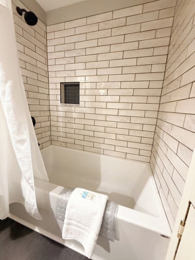 Bathroom 3, Black Walnut Inn, Hampshire