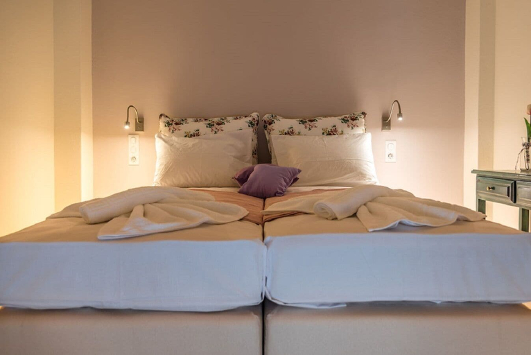 Bedroom 3, Villa Albanis, Thessaly