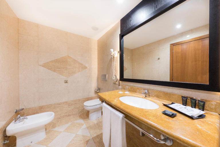 Bathroom 4, Be Live Experience La Nina, Santa Cruz de Tenerife