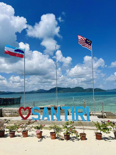 Others 3, Santiri Island Resort