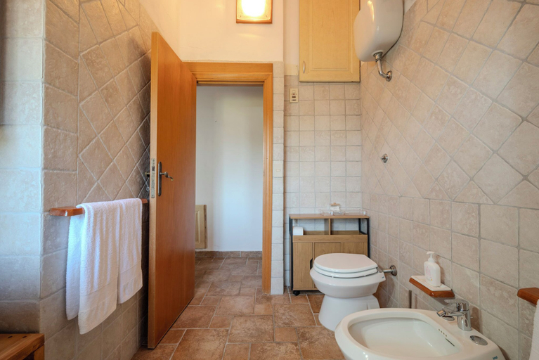Bathroom 4, La Casa Dei Quadri, Grosseto
