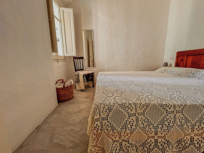 Room 3, Borgo Ferraria, Cagliari