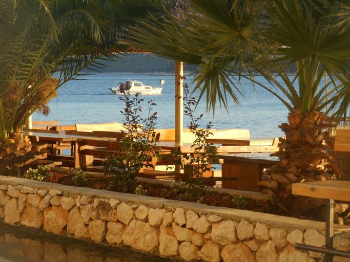 Food & Drinks 4, Apartments Jerkin, Vodice