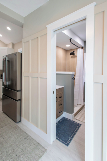 Bathroom 3, Lighthouse Suites Collection, Monroe