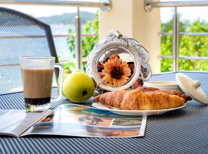 Food & Drinks, Apartments Villa Oceanus, Lopar/Supetarska Draga