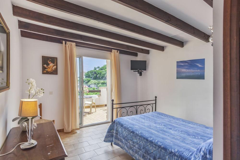 Bedroom 2, Le RENDEZ VOUS DE L'ETE, Haute-Corse