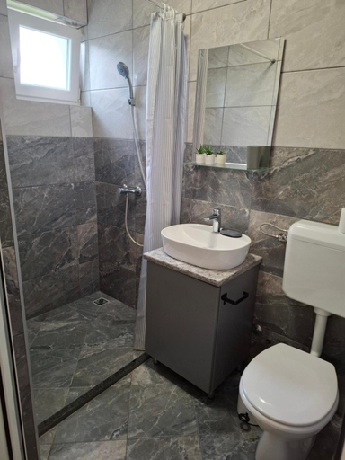 Bathroom 5, Sobe Nobiles, Draganić