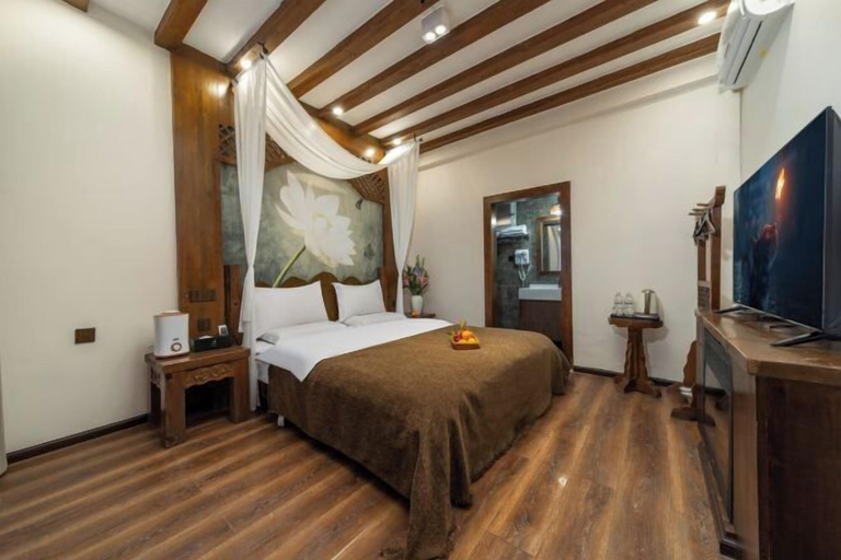 Room 5, Qixuan Courtyard- Neo-Chinese Design, Garden Oasis in Lijiang, Lijiang
