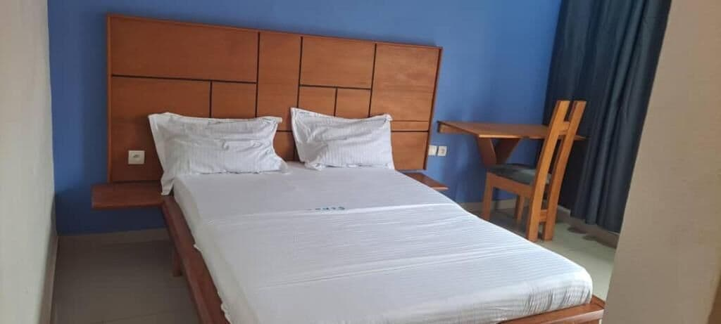 Room 5, SEMTO HOTEL, Sanaga Maritime