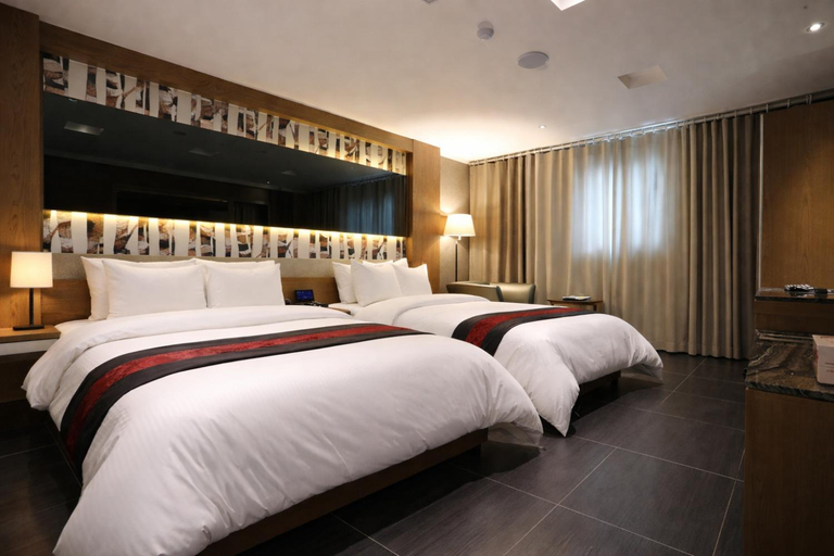 Bedroom 2, Bucheon Zenith Tourist hotel, Gyeyang