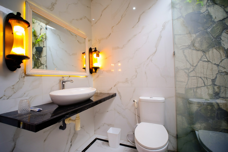 Bathroom 5, Ganendra Villa, Sleman