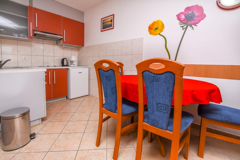 Others 5, Apartments Aurel, Rogoznica
