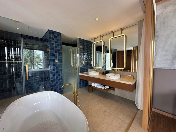 Bathroom 5, Hoi An Ocean Villas, Da Nang