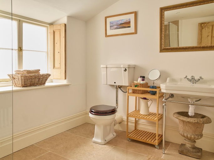 Bathroom 3, The Old School House, South Gloucestershire