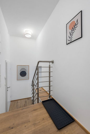 Room 3, Modern Housing Apartments, Wien