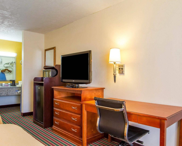 Others 4, Quality Inn Dyersburg I-155, Dyer
