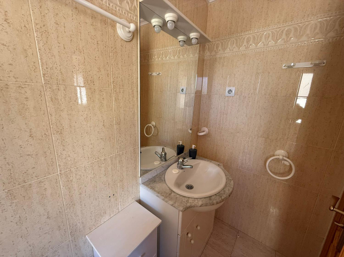 Bathroom 3, Puertomar Fase I-II by Alina365, Murcia