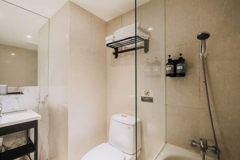 Bathroom 3, Pure meworld hotel, Taipei City