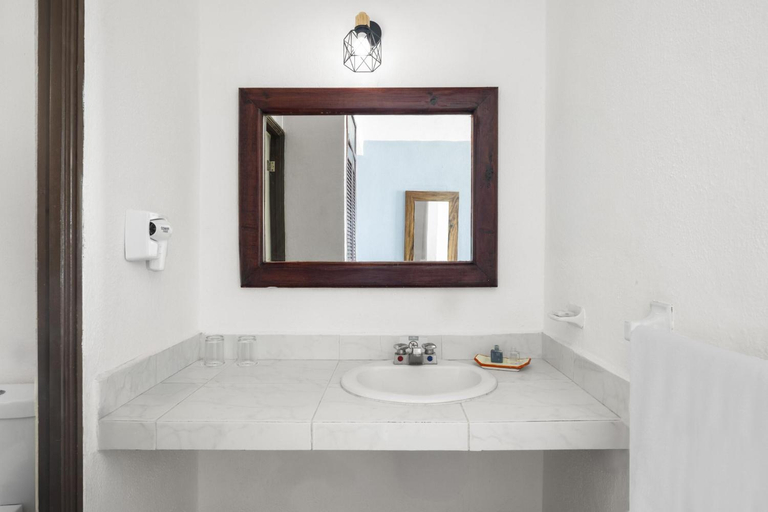 Bathroom 4, Grand Decameron Complex Bucerias, A Trademark All Inclusive, Compostela