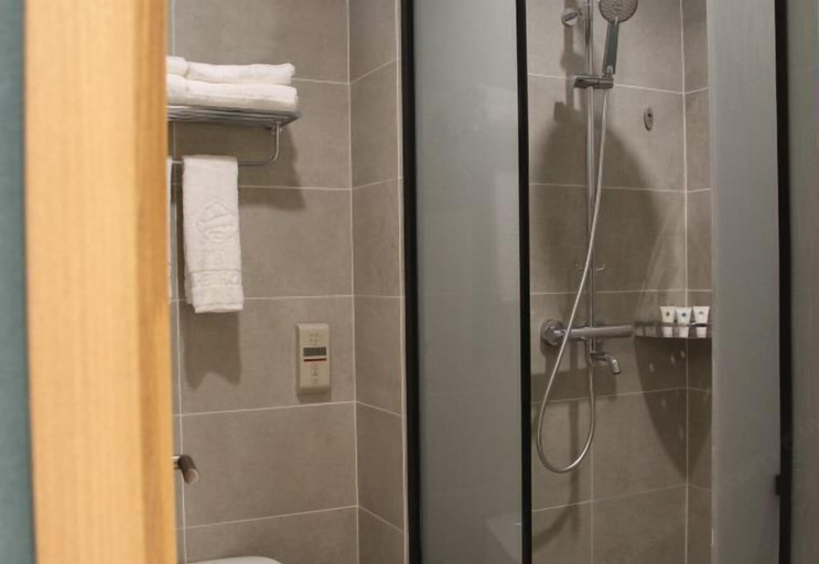 Bathroom 4, Cangzhou Yihe Hotel, Cangzhou