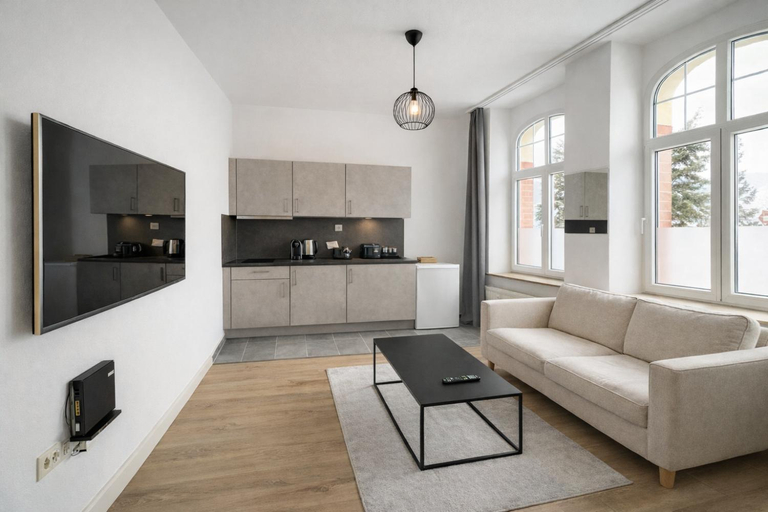 Others 5, RAHA Apartments - Modernes Studio-Apartment - HBF, Erfurt