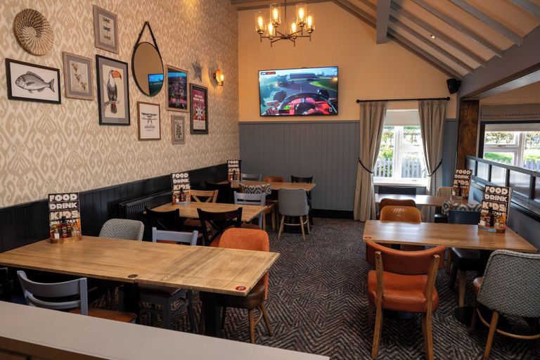 Food & Drinks 5, Weathervane Hotel by Greene King Inns, Stoke-on-Trent