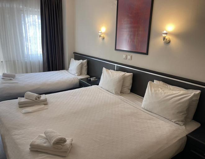 Bedroom 2, Otel Balca, Konak