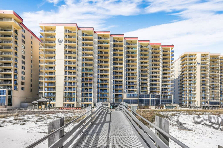 Room 5, Phoenix III 3031 3BR 2BA End Unit on 3rd Floor Beachfront, Baldwin