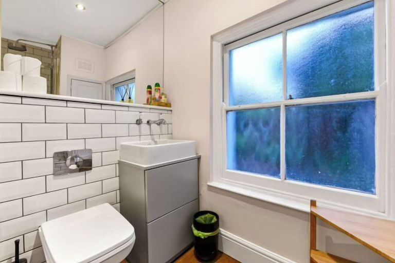 Bathroom 3, Exclusive 1 bedroom Apartment in Hackney!, London