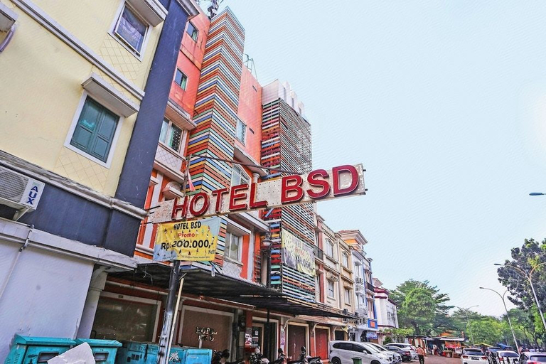 Exterior & Views, OYO 92672 Hotel Bsd, South Tangerang