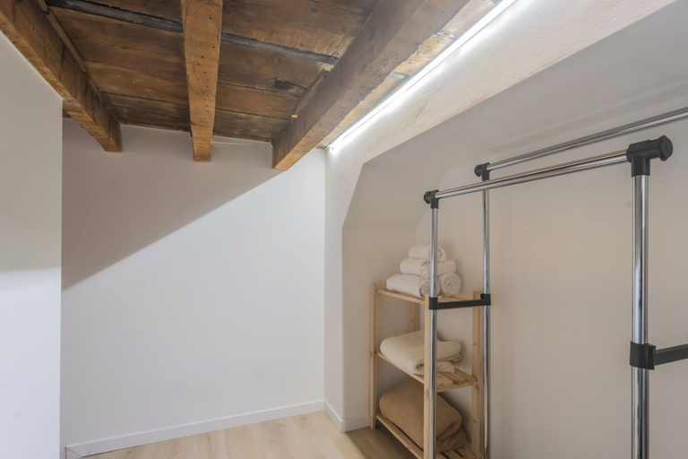 Wardrobe 2, Como Loft & Charme, Como