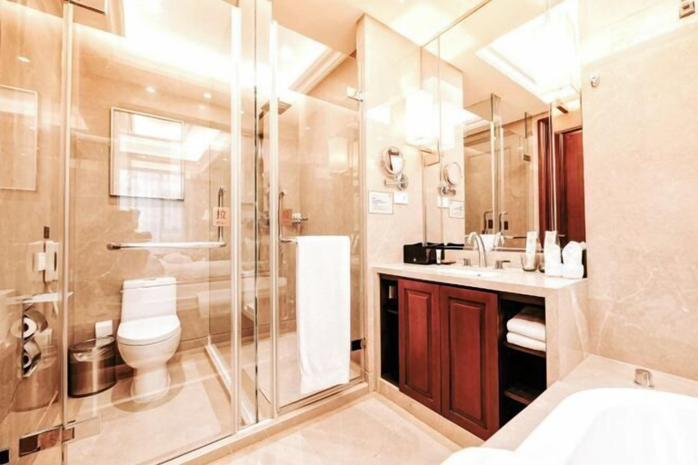 Bathroom 4, Tantai Lake Hotel, Suzhou
