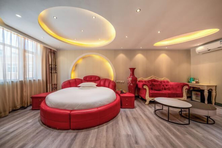 Bedroom 3, Xiongxian Qiancun Business Hotel, Baoding