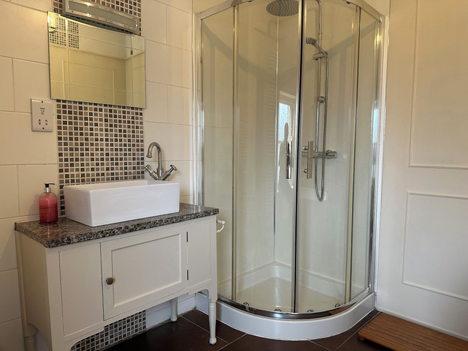 Bathroom 3, Pudding Cottage, Derbyshire