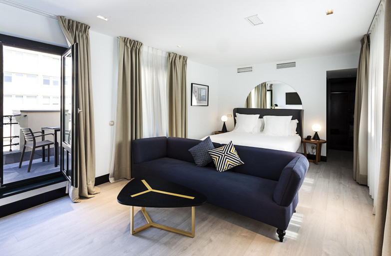 Bedroom 2, One Shot Luchana 22, Madrid