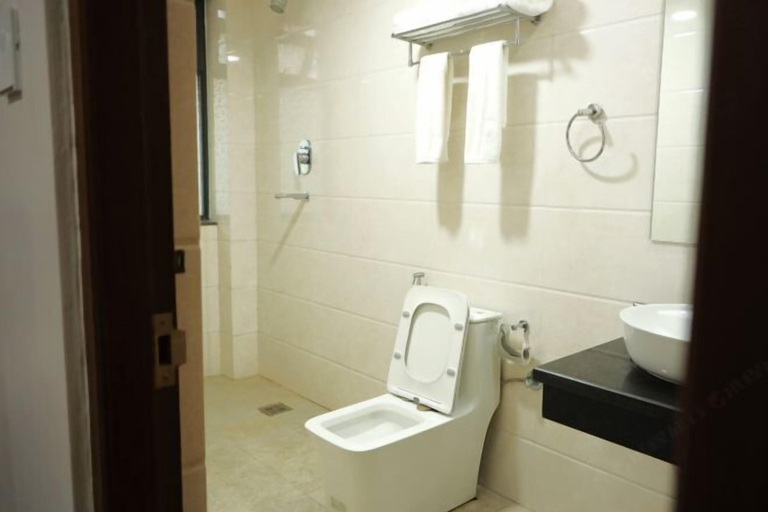 Bathroom 3, Jiang Su Hotel, Bagmati
