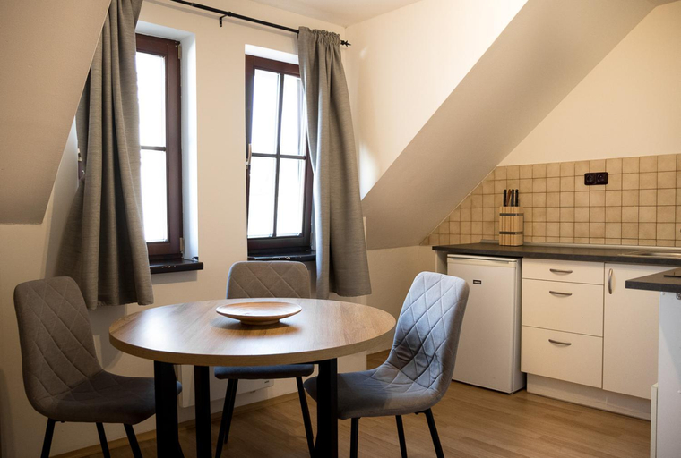 Others 5, Apartments Praha 6, s.r.o., Praha 6