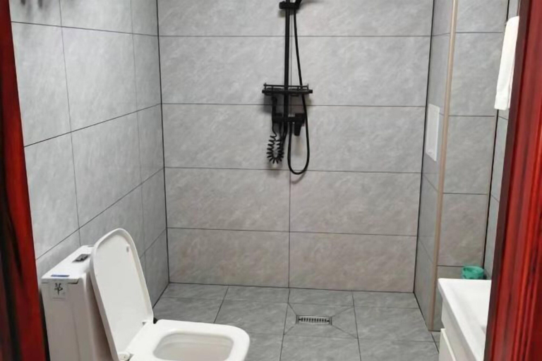 Bathroom 3, Wanjuxing Hotel in Xiwu Banne, Xilin Gol