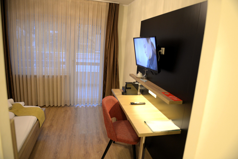 Others 5, Hotel zur Flüh, Self Check-in, Waldshut