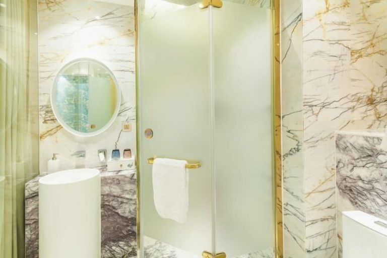 Bathroom 4, International Milan, Huzhou
